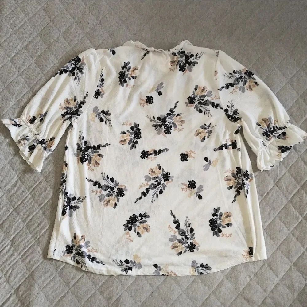 Melloday Bohemian☮️ Style Floral💐 Blouse - NWT - Picture 2 of 12